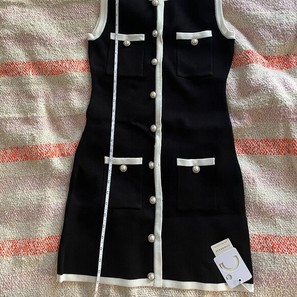NWT Commense Black/White Contrast Button Sleeveless Mini Sweater Dress - Picture 9 of 13